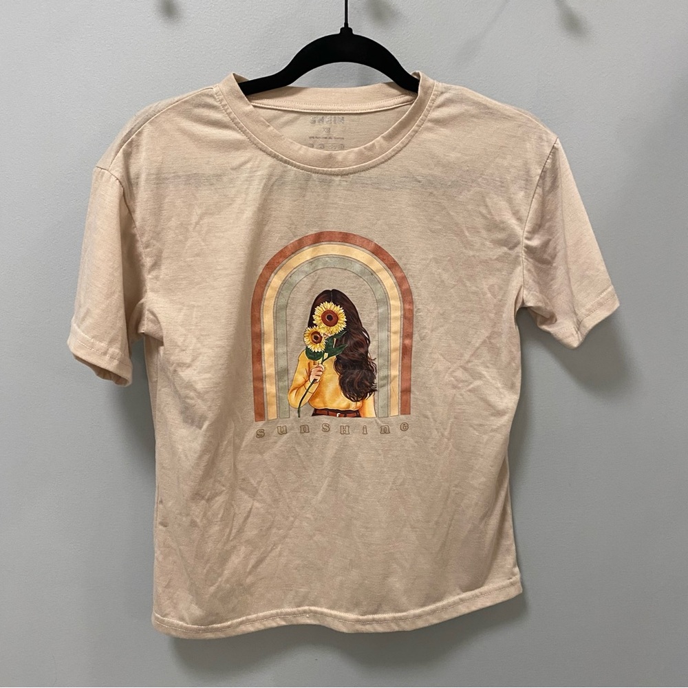 COPY - SHEIN woman’s t-shirt, tan with girl holding sunflowers, XS
